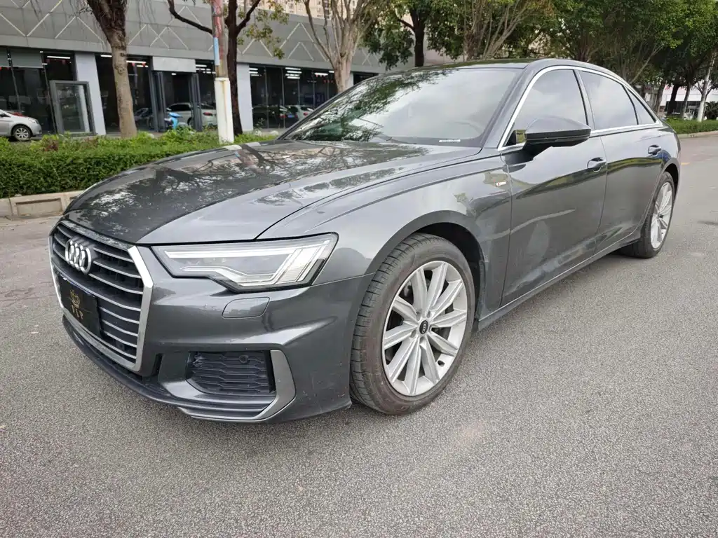 Audi A6L 2022