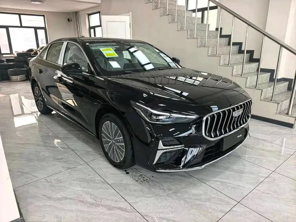 Geely Emgrand 2026 5 1.5L CVT Luxury