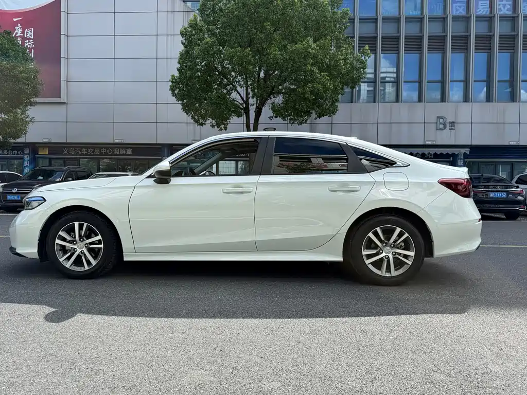 Honda Civic — миниатюра 13
