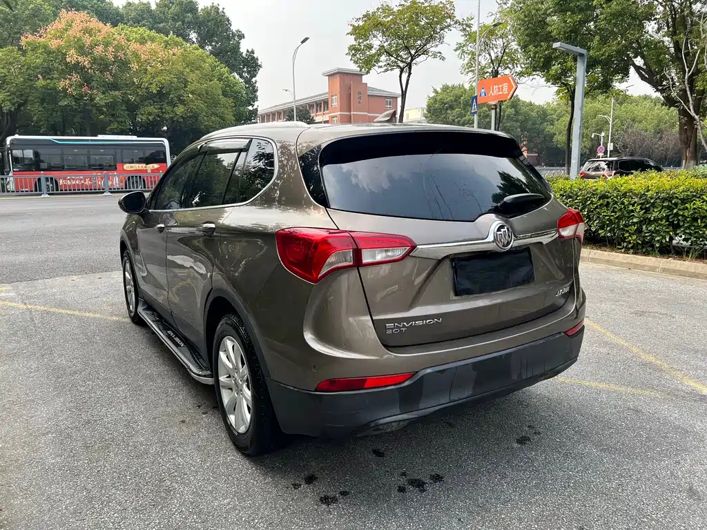 Buick Envision Plus — миниатюра 5
