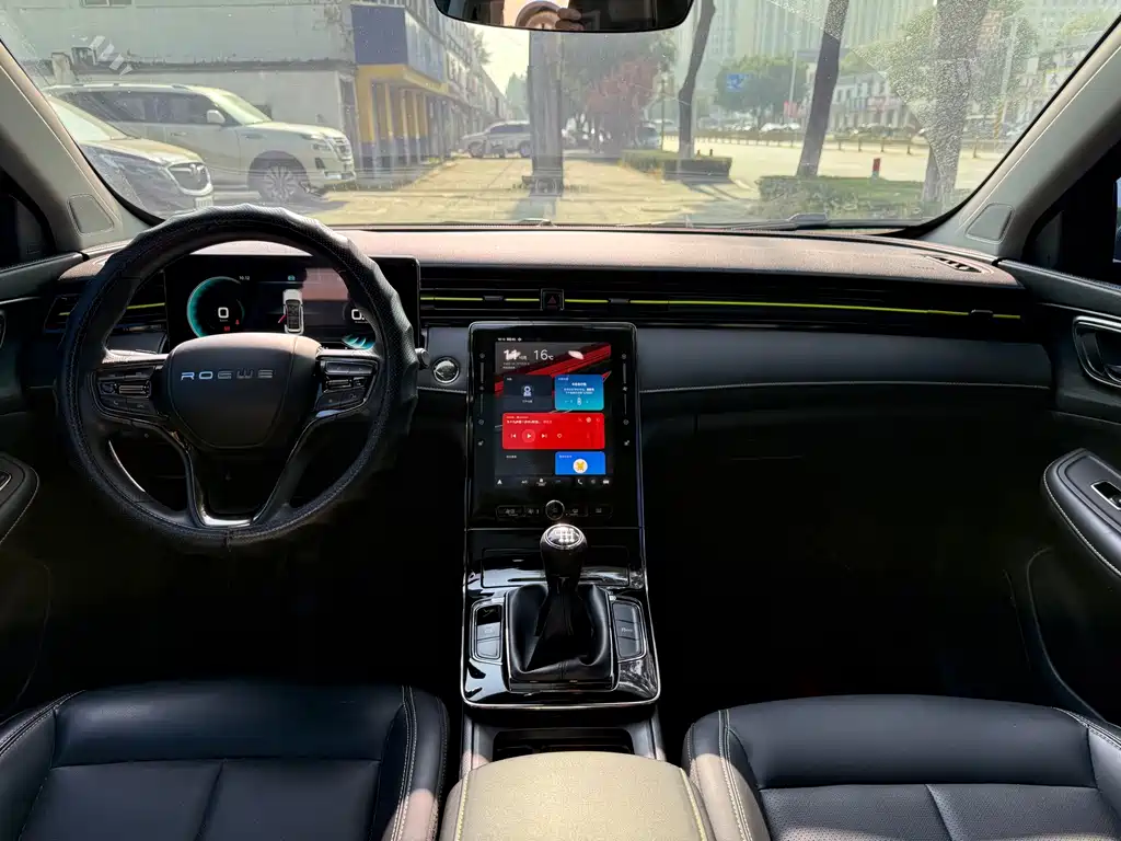 Roewe RX5 — миниатюра 18