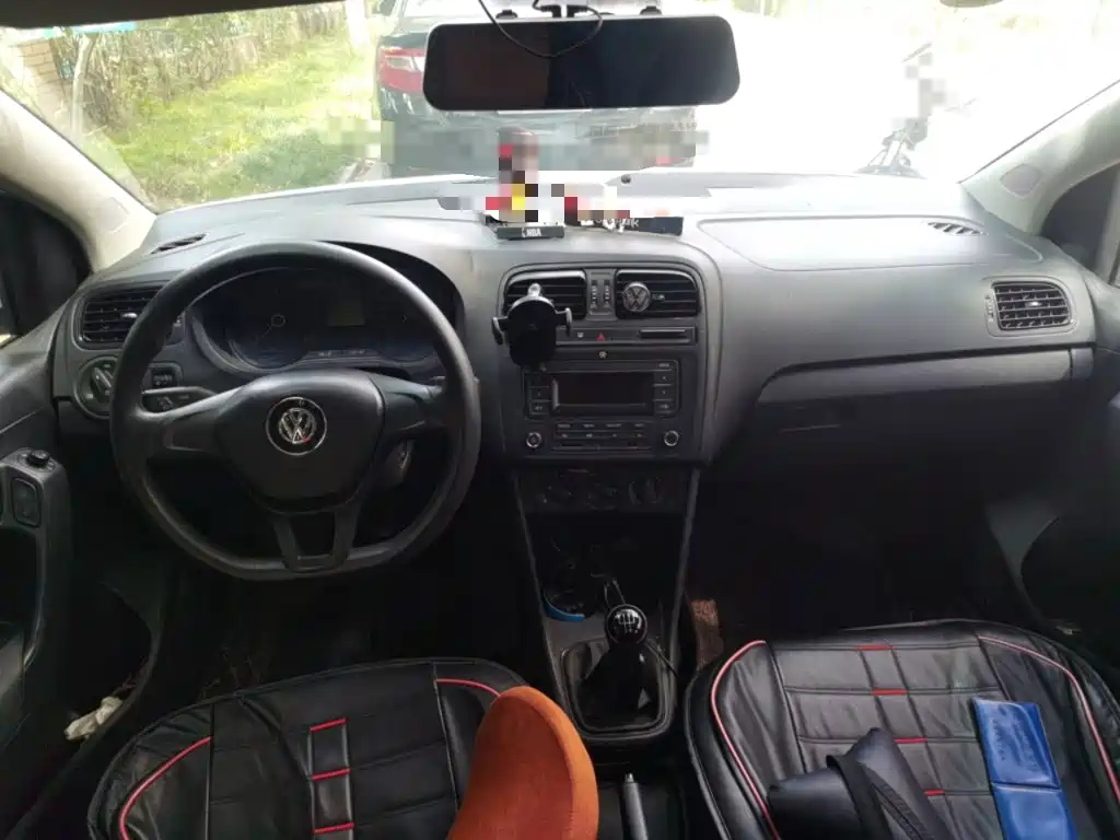 Volkswagen Polo — миниатюра 5