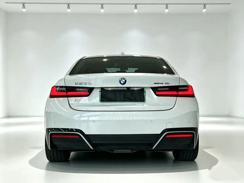 BMW i3 — миниатюра 6