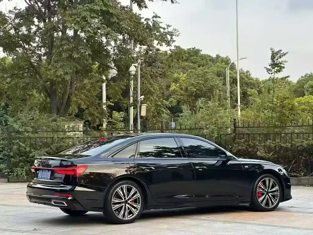 Audi A6L — миниатюра 5