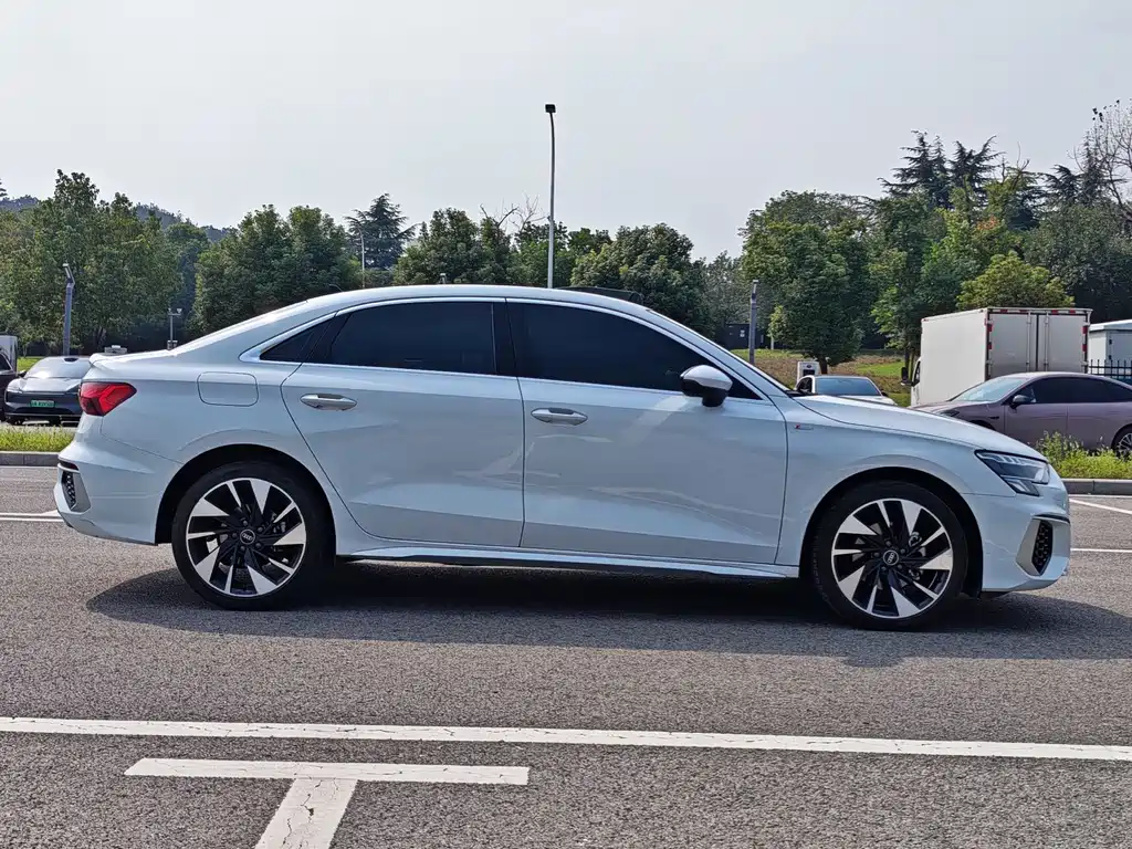 Audi A3 — миниатюра 8