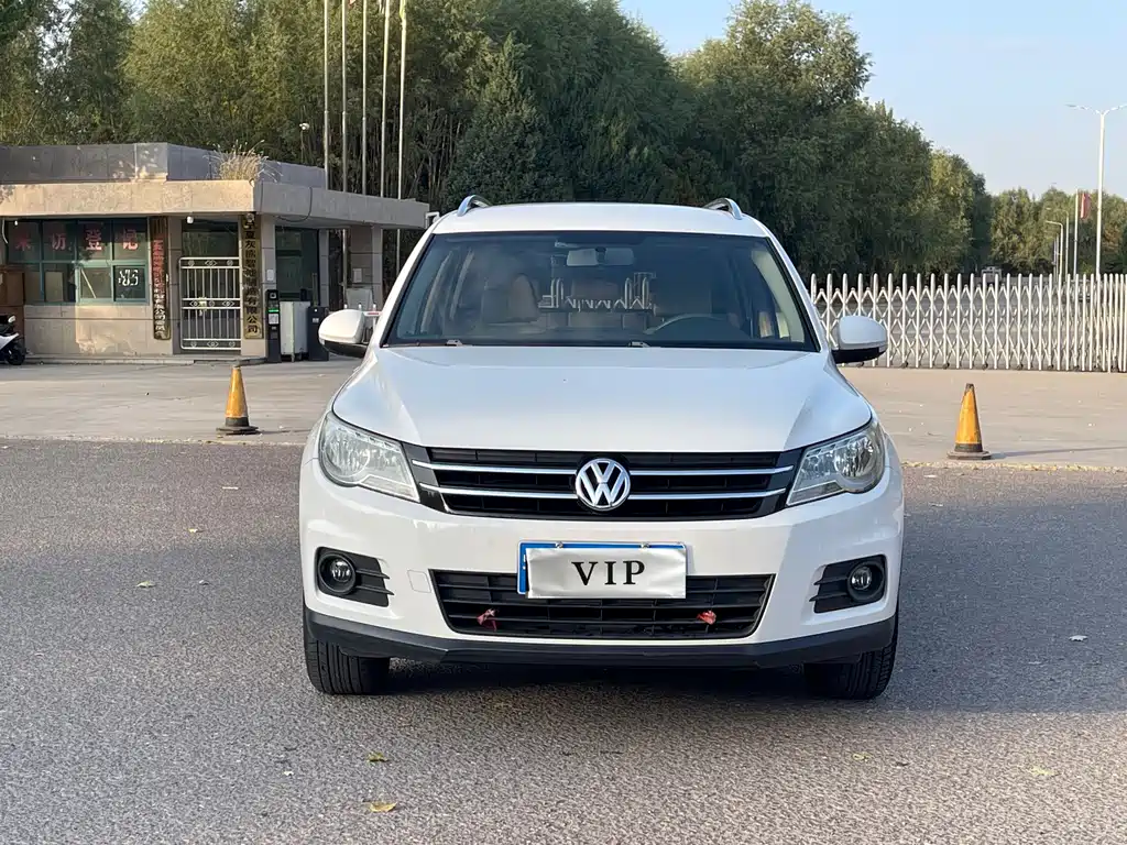 Volkswagen Tiguan — миниатюра 2
