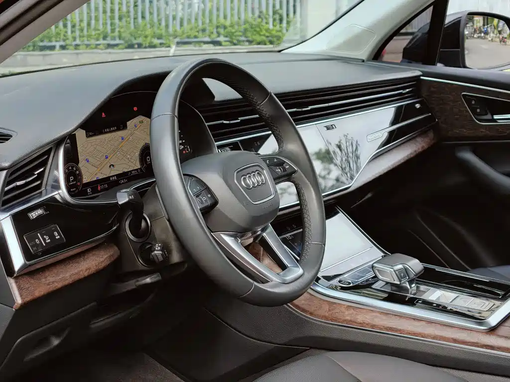 Audi Q7 2022 55 TFSI quattro S line Sport