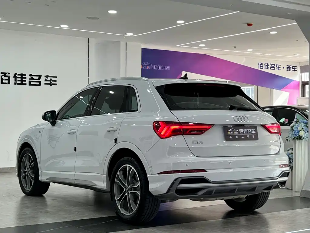Audi Q3 2022 40 TFSI Fashion