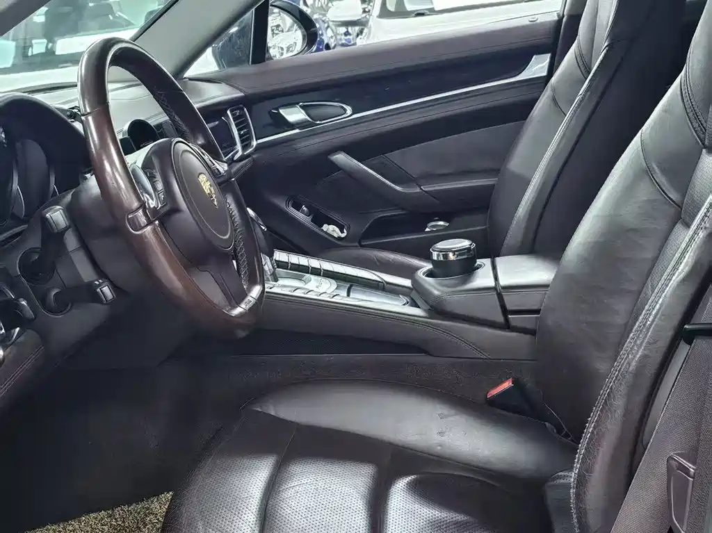 Porsche Panamera — миниатюра 8