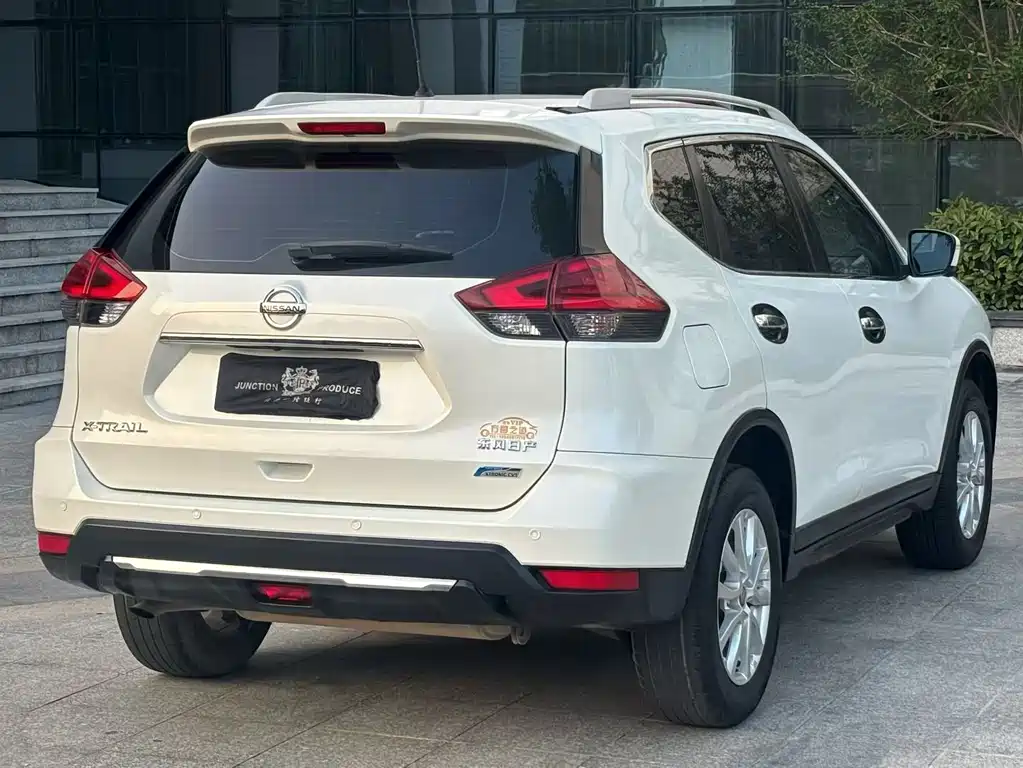 Nissan X-Trail — миниатюра 6