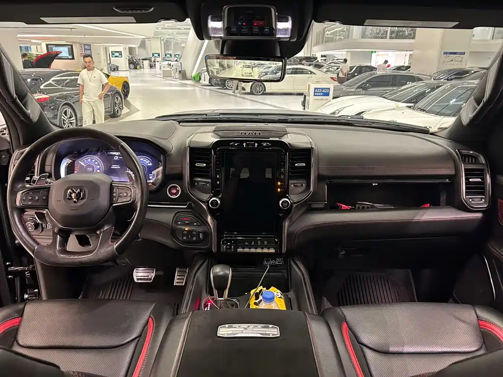 Ram Trucks 2023 6.2T AT