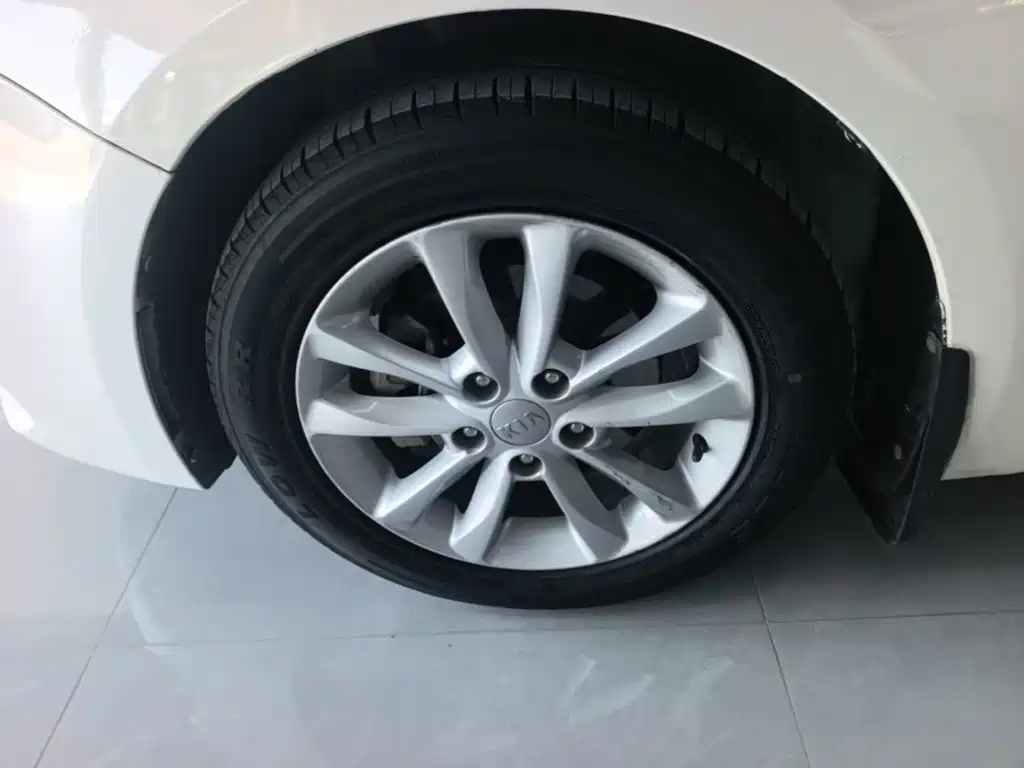 Kia K3 — миниатюра 23
