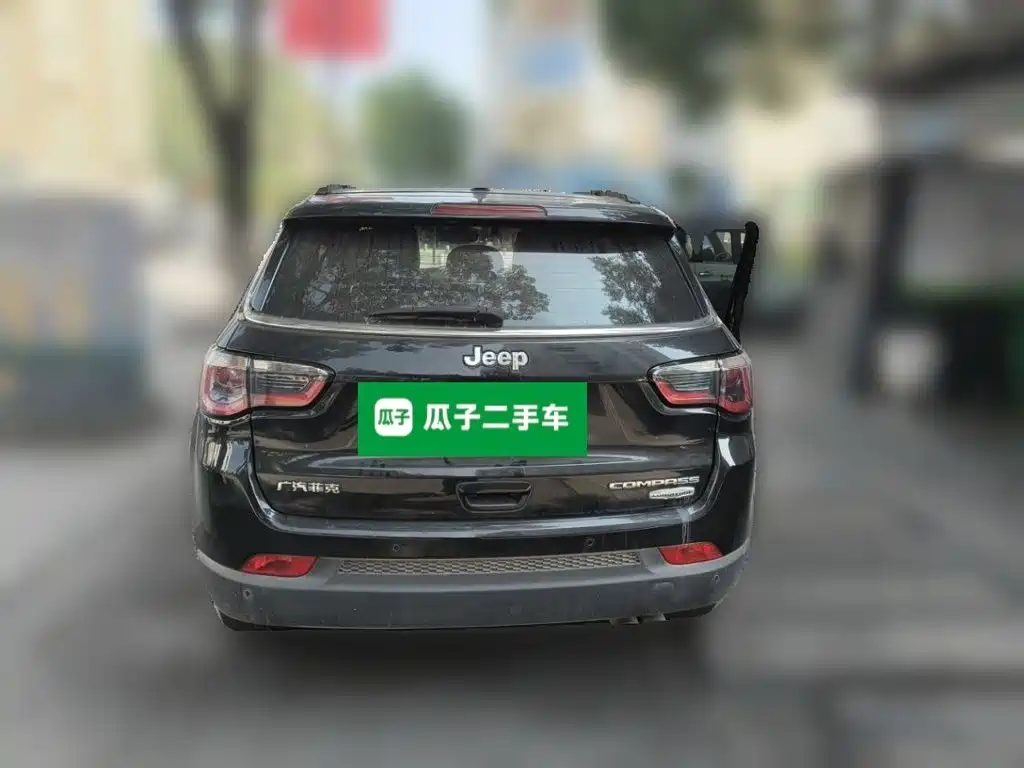 Jeep Compass — миниатюра 5