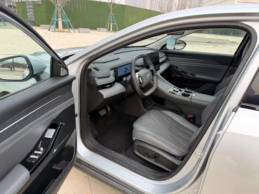 GEELY GALAXY GALAXY L6