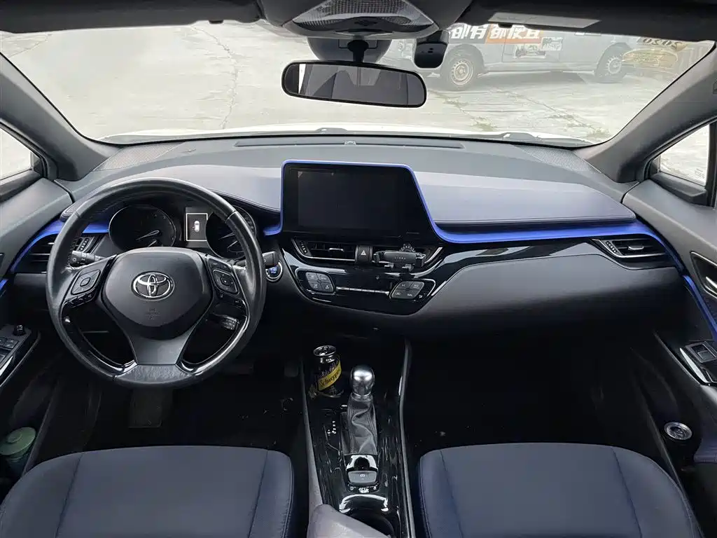 Toyota C-HR — миниатюра 5