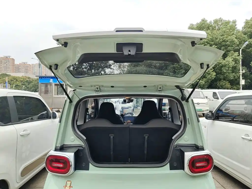 Wuling MINIEV — миниатюра 19