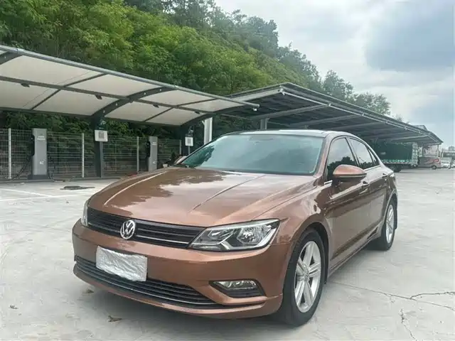 VOLKSWAGEN LINGDU 2017