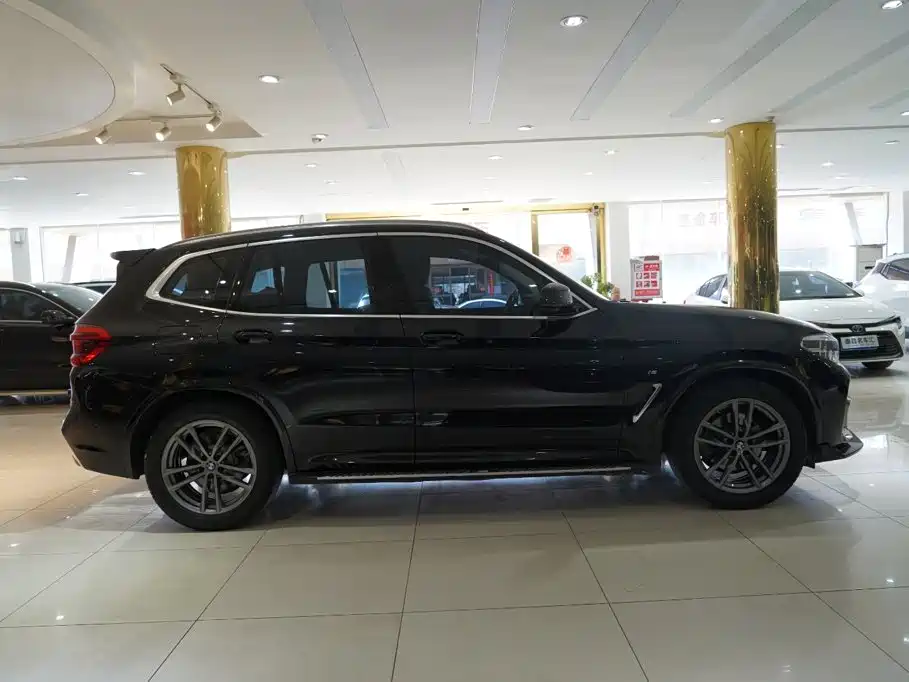 BMW X3 — миниатюра 15