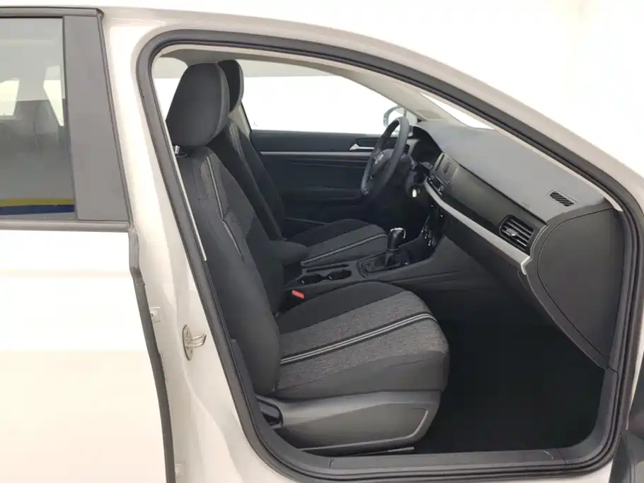 Volkswagen Lavida — миниатюра 8