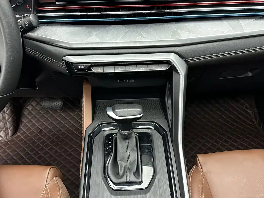 Geely Vision X6 — миниатюра 15