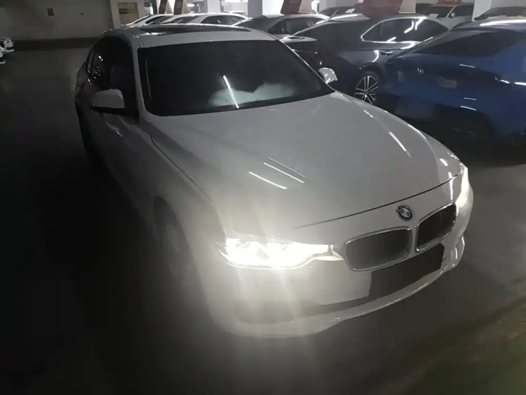 BMW 3 Series — миниатюра 4