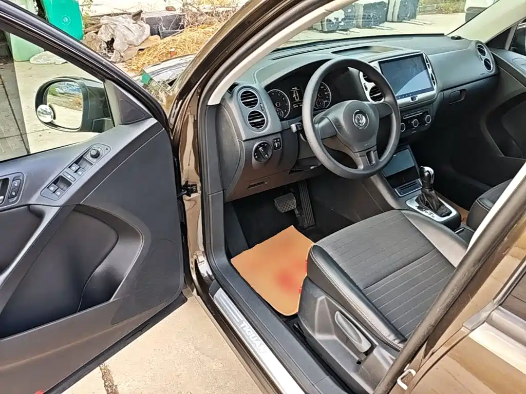 Volkswagen Tiguan — миниатюра 16
