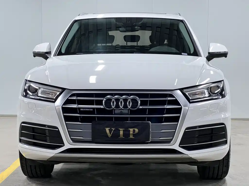 Audi Q5L 2018 40 TFSI V