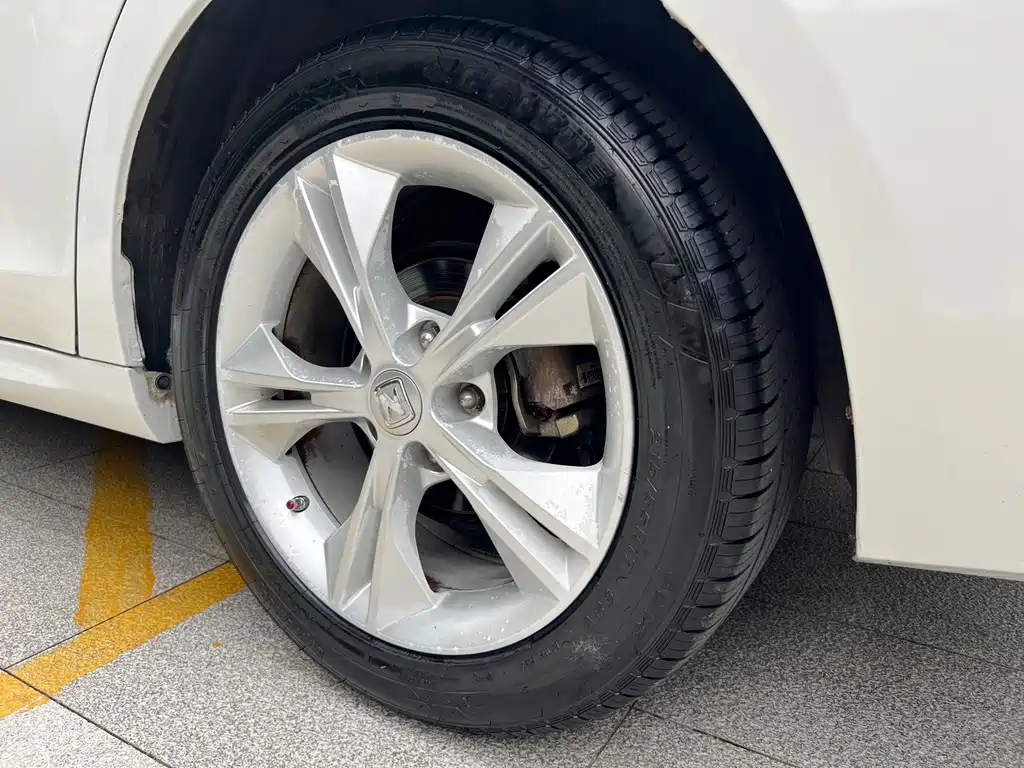 Zotye Zotye Z500 — миниатюра 16