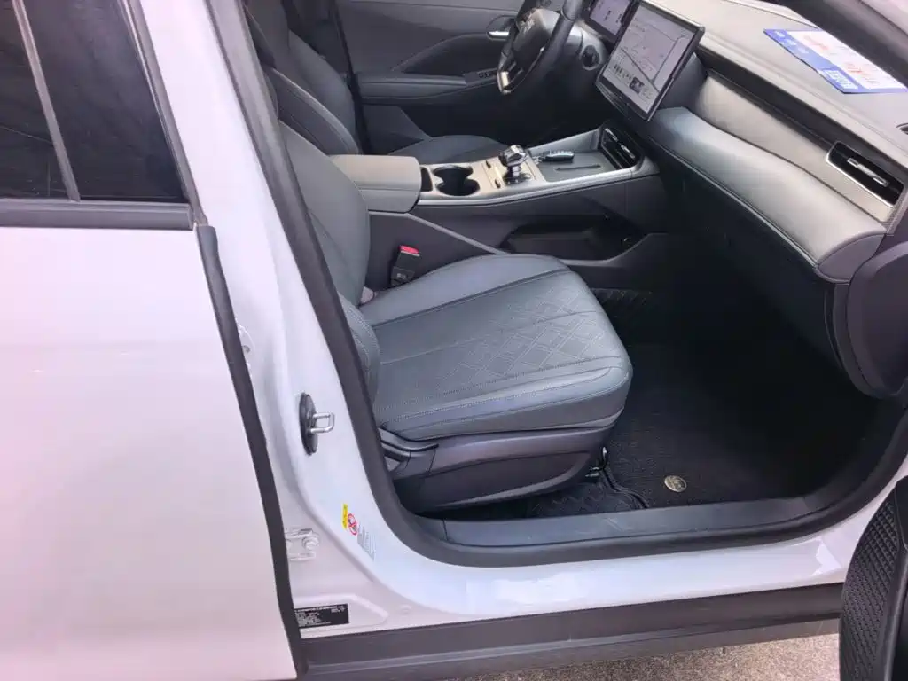 BYD Qin PLUS — миниатюра 25