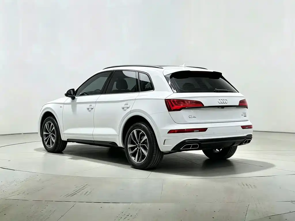 Audi Q5L — миниатюра 8