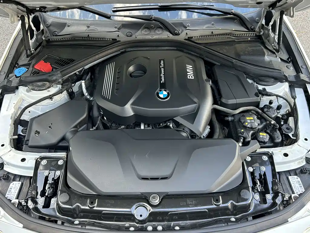 BMW 3 Series — миниатюра 5