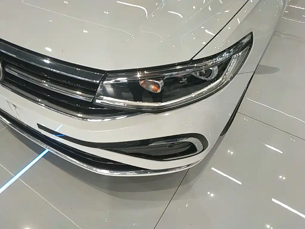 Volkswagen Bora — миниатюра 24