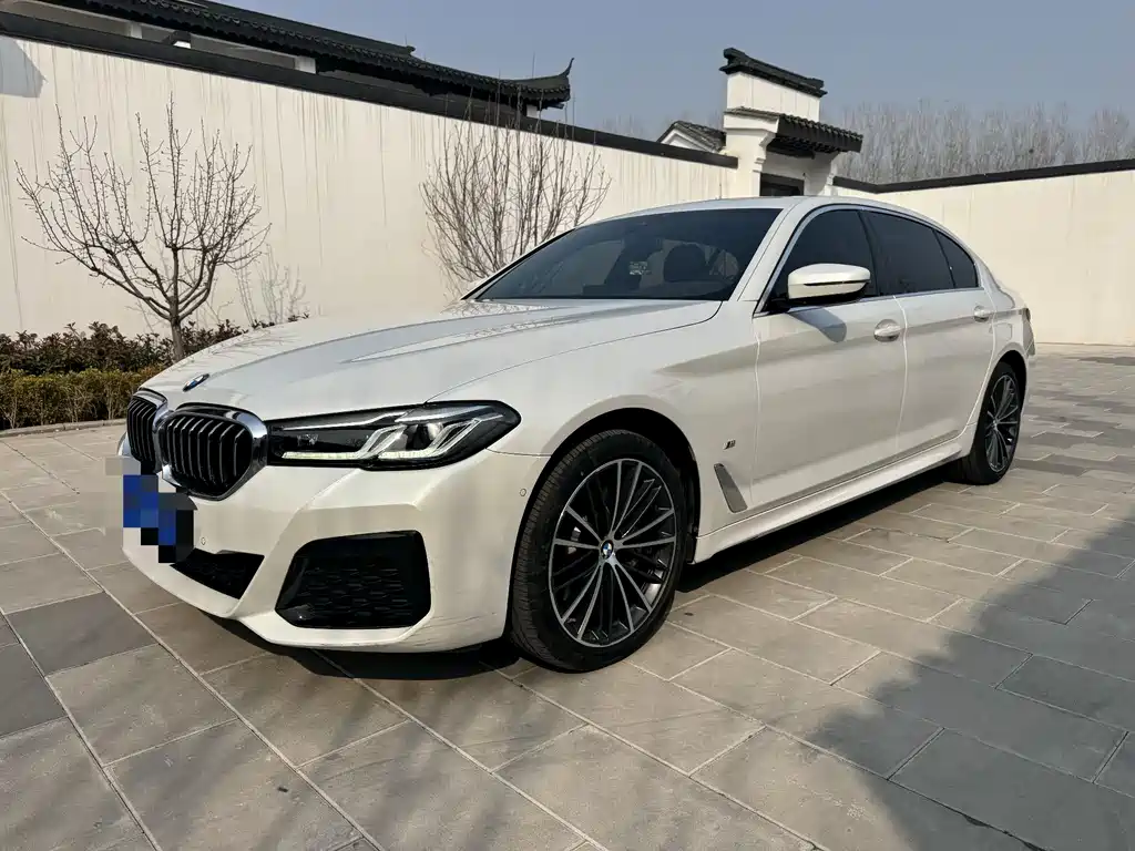 BMW 5 Series 2022