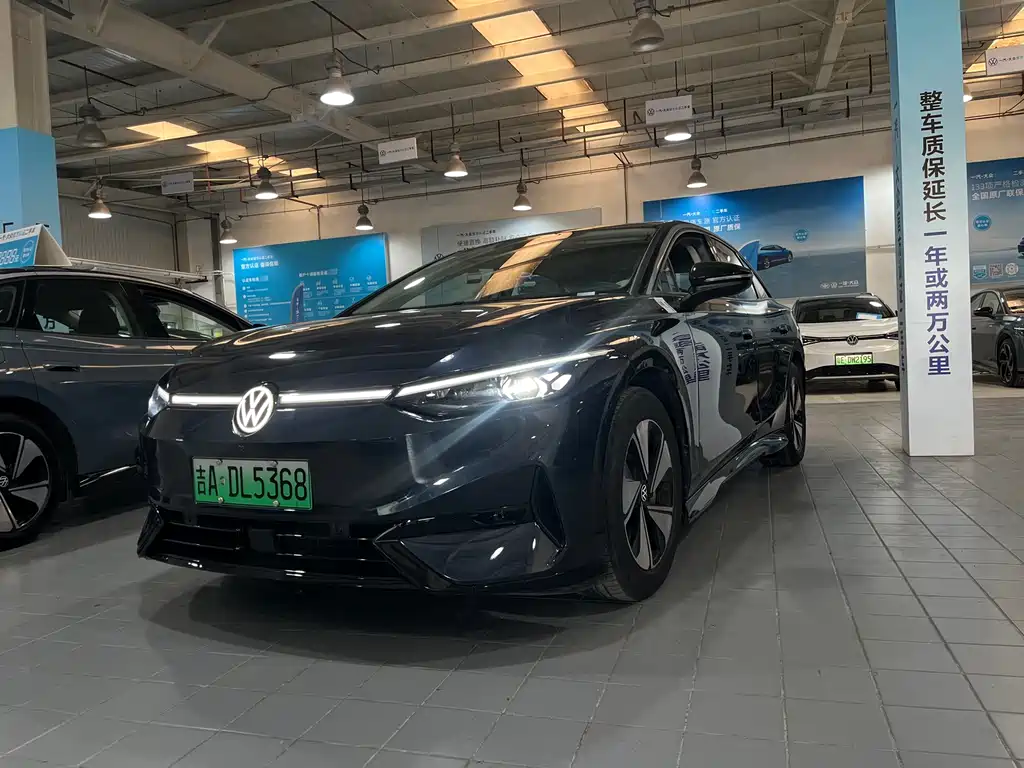 VOLKSWAGEN ID.7 VIZZION