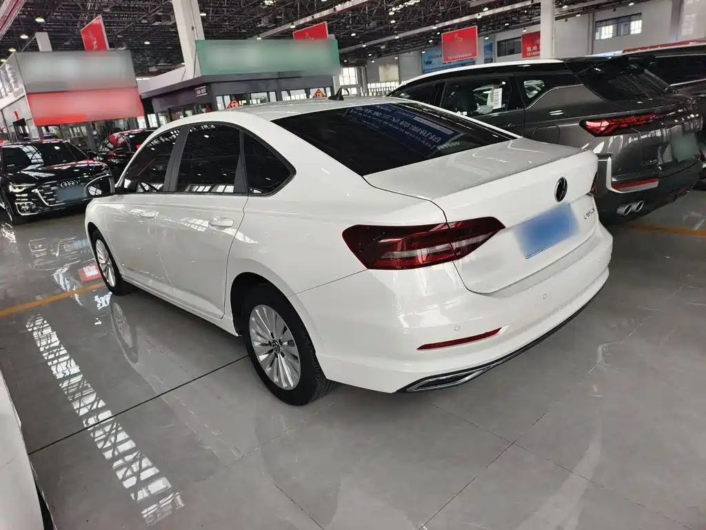 Volkswagen Lavida — миниатюра 7