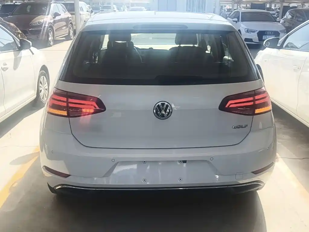Volkswagen Golf — миниатюра 6