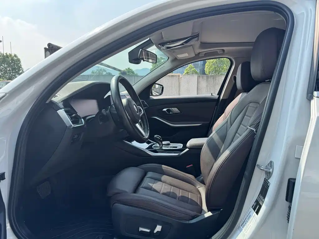 BMW 3 Series — миниатюра 7