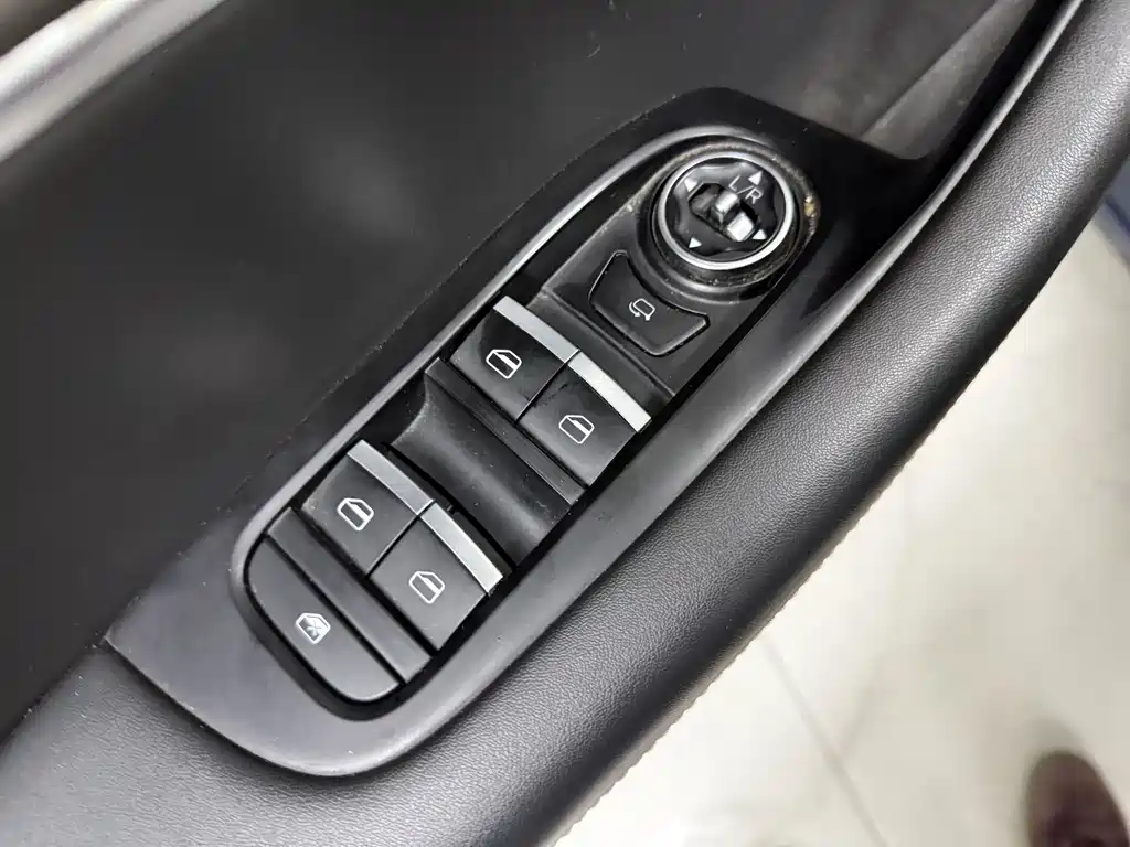 Chery Tiggo 8 — миниатюра 9
