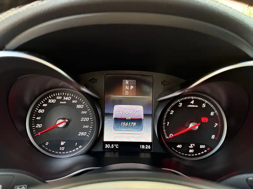 Mercedes-Benz GLC — миниатюра 3