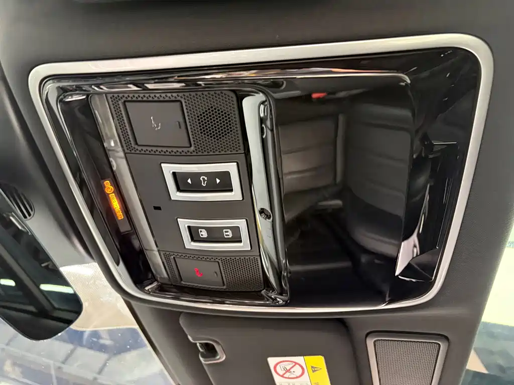 Land Rover Sport — миниатюра 16