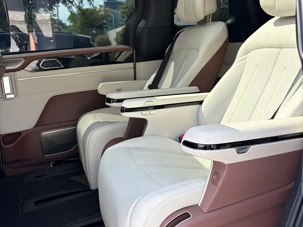 BYD Xia — миниатюра 18