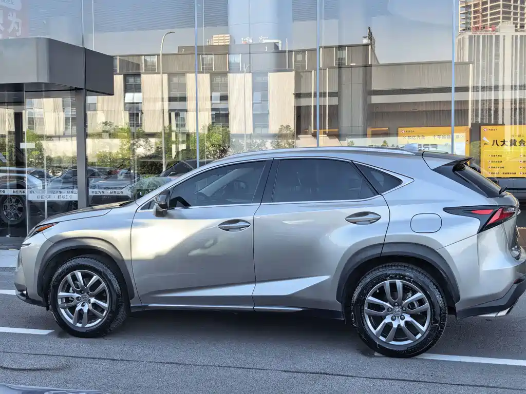 Lexus NX — миниатюра 9