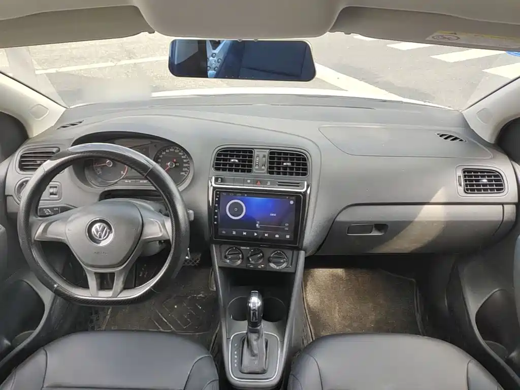 Volkswagen Polo — миниатюра 10