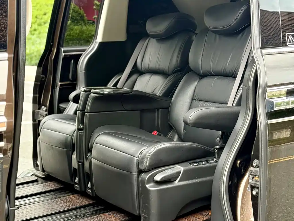 Honda Elysion — миниатюра 16
