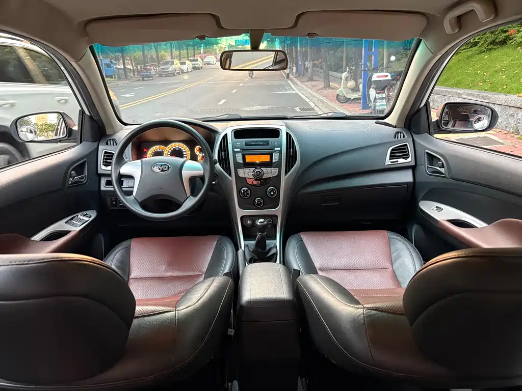 BYD F3 — миниатюра 11
