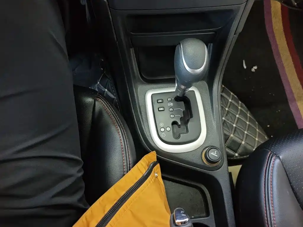 Peugeot 308 — миниатюра 14