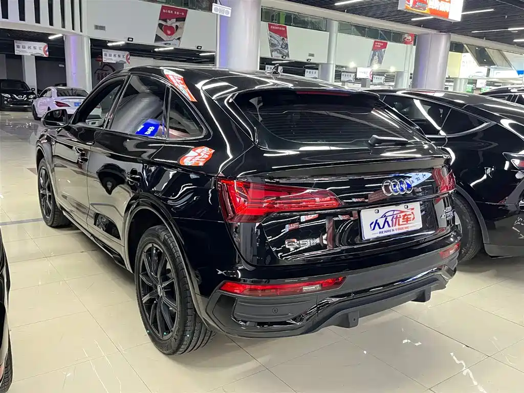 AUDI Q5L SPORTBACK