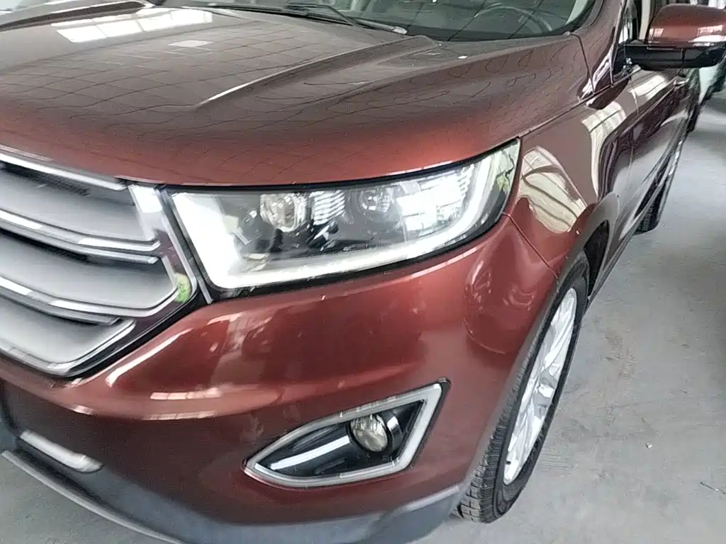 Ford Edge — миниатюра 24