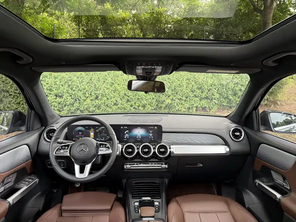 Mercedes-Benz GLB — миниатюра 3