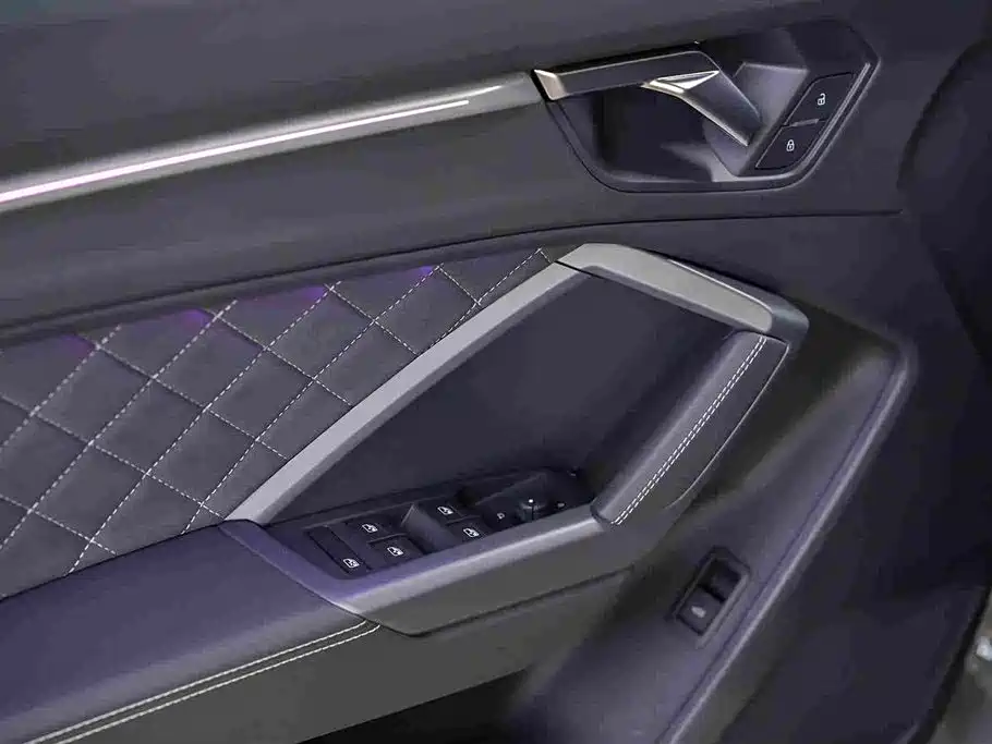 Audi Q3 — миниатюра 10